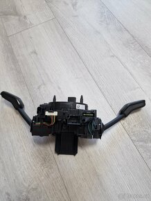 Lukas Škoda - podvolantový kroužek + páčky - 3