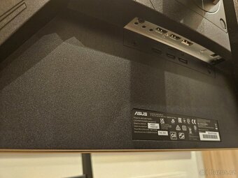 ASUS TUF Gaming 32" (165Hz) - 3