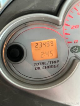 Prodám skůtr Honda Dylan 125 - 3