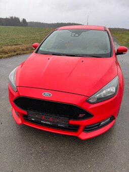 Ford Focus ST - 3