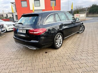 Mercedes-Benz C-Class 1.6 Diesel 100 kW (2015)
- 3