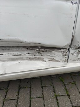 Hyundai i30 kombi havarované 2014 - 3