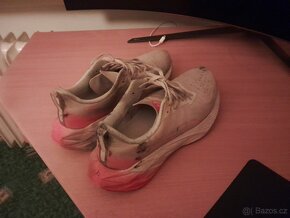 PC:+3419+KČ ASICS NOVABLAST 4 44 EU 28 CM V ZÁRUCE - 3