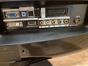 LCD monitor Samsung T220HD SyncMaster (22") - 3