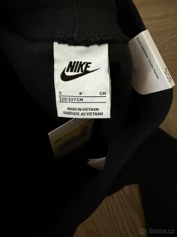 Nové detske tepláky Nike vel. S - 3