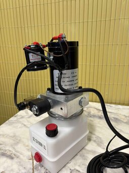 Hydraulická jednotka 12V 800W s nádobou 1,5 L. - 3