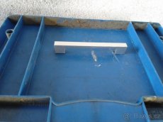 Madlo plastové stříbrná barva - 3