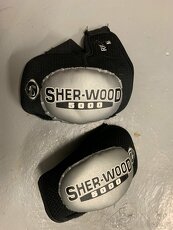 Hokejová vesta junior S a chránič loktů - 3