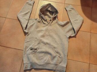 3x mikina vel. 152/164 zn. Basic, Payper a Shein - 3