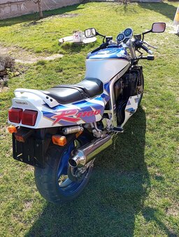 Suzuki GSX-R 1100. - 3