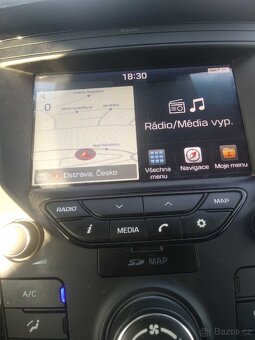 Prodám Hyundai i40 combi - 1,7 CRDi, 104 kW - 3