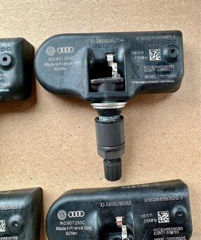 TPMS senzor AUDI 1K0907255C - 3