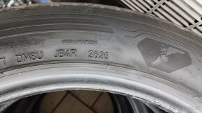 Pneu Goodyear 245/45R18 100Y - 3