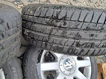 Alu kola 5x112 R16 originální VW letní pneu 70% - 3