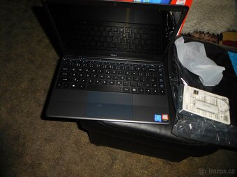 UMAX VisionBook N14R+pouzdro - 3