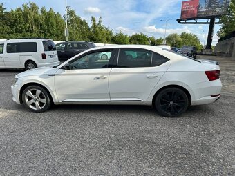 Skoda Superb 2018 - 3