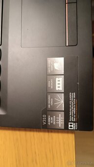 Lenovo V310, jen display, chasis, baterie - 3