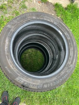 Prodám gumy Michelin - 3