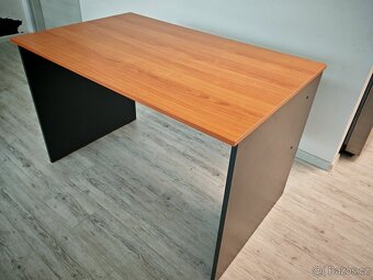 Stůl kancelářský - 3
