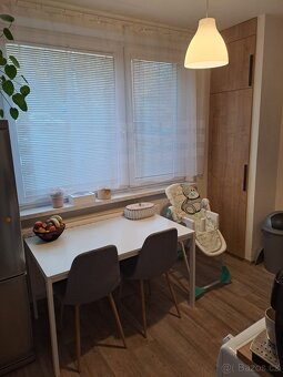 Pronájem 2+1 Vsetín Sychrov - 3