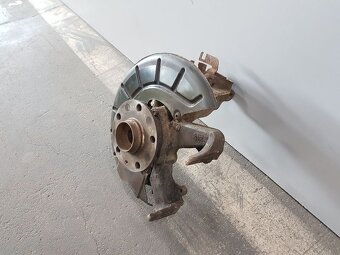 Pravá přední těhlice 1K0407256T Škoda Yeti a jiné vozy - 3