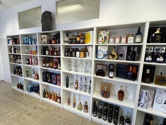 regály/Zařízení prodejny - 3