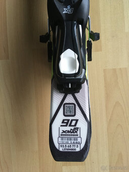 Lyže Salomon 90 cm, lyžáky vel. 32, helma UVEX - 3