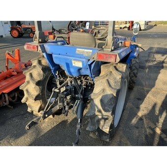 Malotraktor Iseki - 3