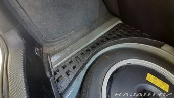 Na díly. Audi A6 2.7 BiTurbo Quattro 2004 vládní 260 k pěkné - 3