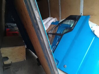 Boční posuvné dveře na Ford Transit - 3