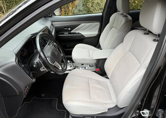 Mitsubishi Outlander, 2,4 PHEV 4x4 Instyle - 3