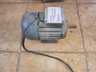 Elektromotor 3kw/ 2890ot - 3