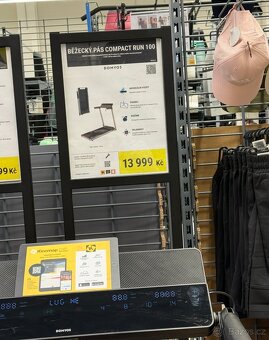 Běžecký pás Compact RUN100 14km/h v záruce - 3