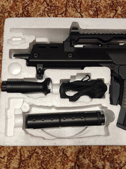 Airsoft Heckler&Koch G36c, Red Dot, tlumič - 3