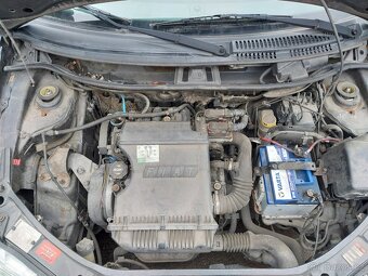 Fiat Punto rok 2005 - 3