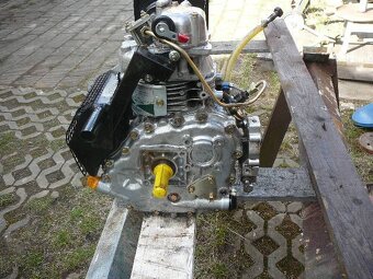 yannmar diesel - 3