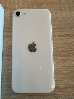 Iphone SE 2020 128gb white, black - 3