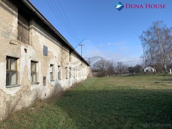 Prodej pozemku 1 691 m2 se zemědělskou stavbou, Mančice - Do - 3