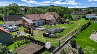 Prodej hospodářského stavení, statku, na pozemku 2.701 m2, B - 3