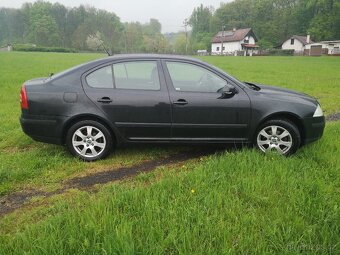 ŠKODA OCTAVIA II DSG ELEGANCE DIESEL 103KW SERVIS - 3