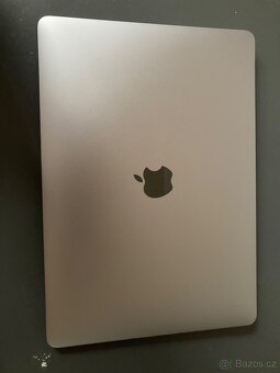 MacBook Air 13" Retina (2020) – Intel Core i3, 8 GB RAM, 25 - 3