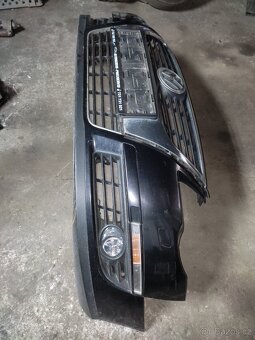 VW PASSAT B6 PŘEDNÍ NÁRAZNÍK - 3