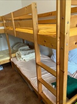 ✅ Dvoupatrová postel | masiv | matrace | 90x200 | pěkný stav - 3