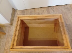 Dřevěný box na kolečkách - 3