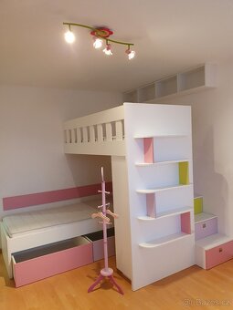 Dětský nábytek - palanda, skříně a polička - 3