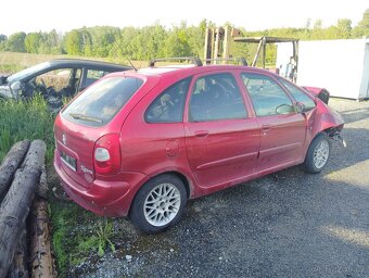 Citroen Xsara Picasso nahradní díly 2.0 HDI - 3