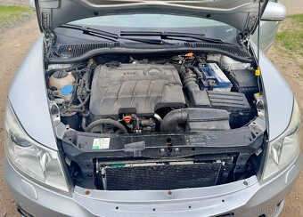 Škoda Octavia 2 rs 2.0 tdi 125kw facelift - 3