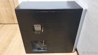 Stolní počítač - AMD Athlon 64 3.1GHz, 3GB RAM, 160GB disk - 3