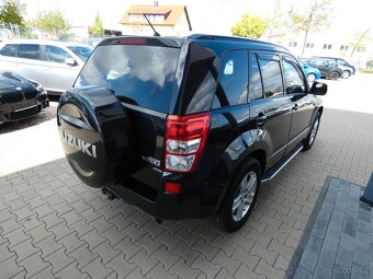 Suzuki Grand Vitara 2,0i benzín 103kw - 3