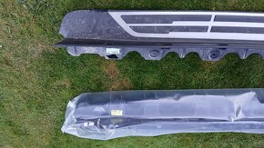 Toyota Highlander 4 IV 2020 - plastovy podbeh prah stupacka - 3